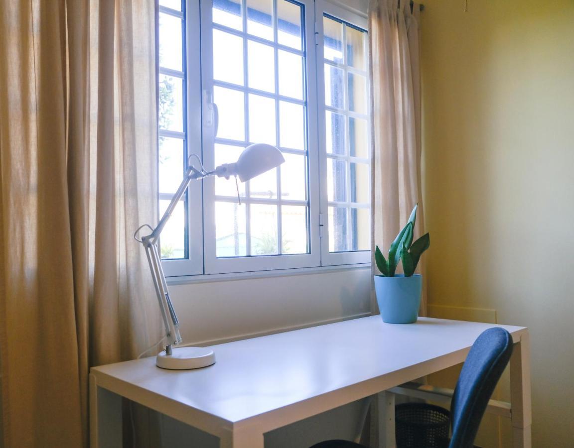 Lava Acores Coliving & Coworking Quarto em Acomodações Particulares